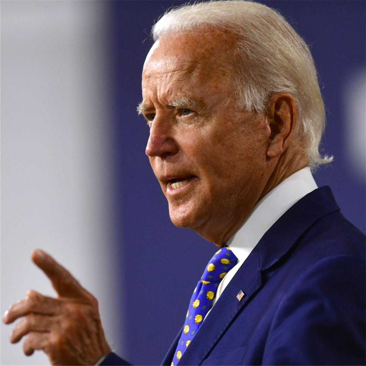 Biden to 'allow Ukraine to use American long-range missiles inside Russia for first time'