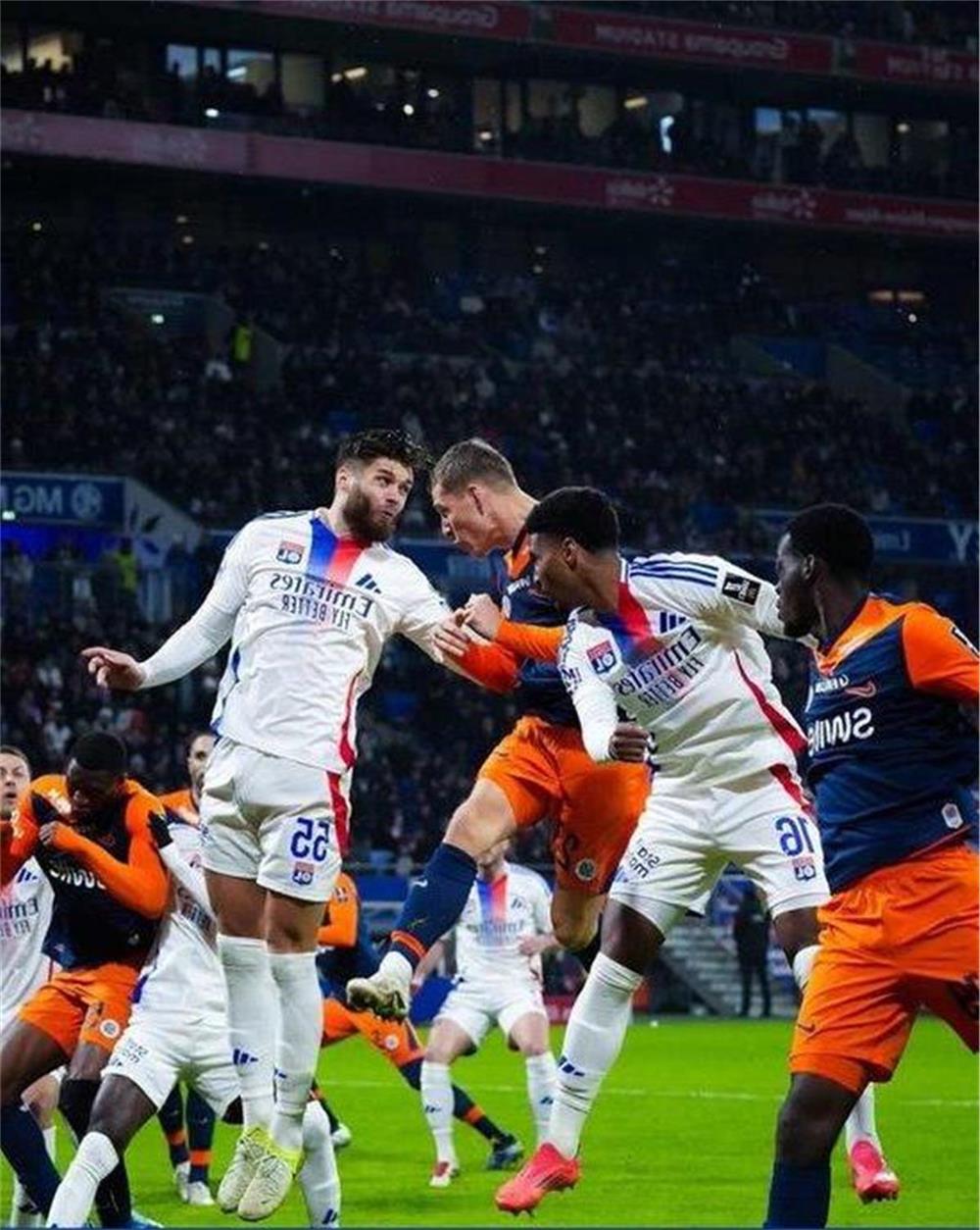 Olympique Lyonnais 1-0 Montpellier HSC, Faiyaz's own goal, missed chance, Ferri's goal was disallowed, hit the frame