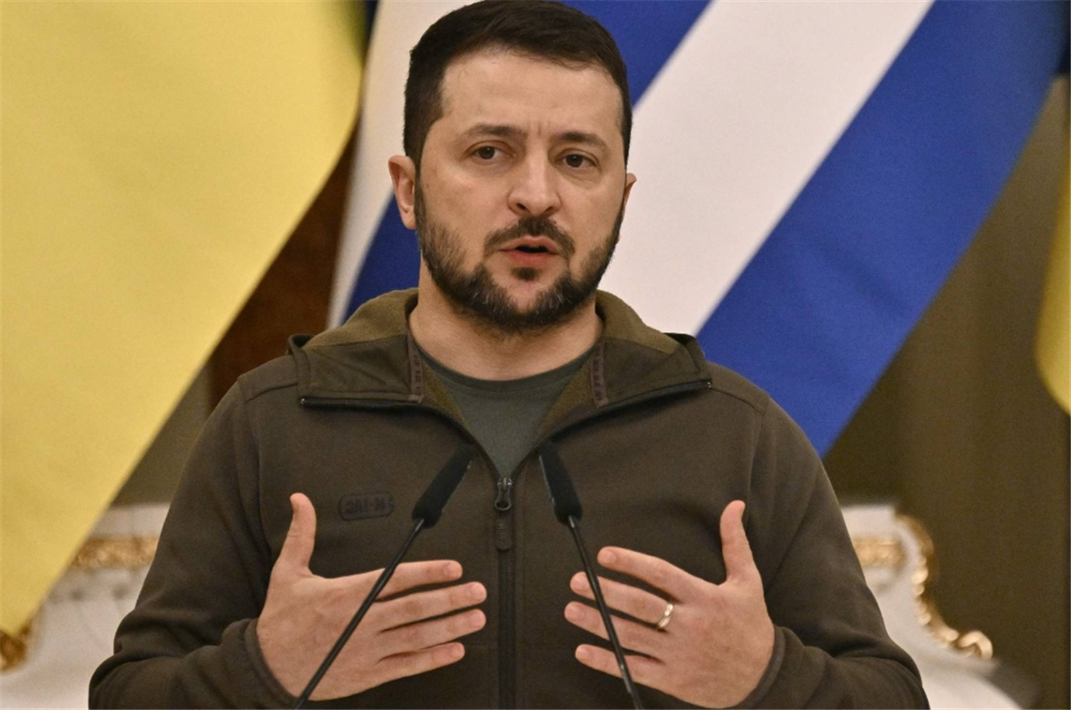 Zelensky: Let 2025 be the year of Ukraine, we will do our best to end the war